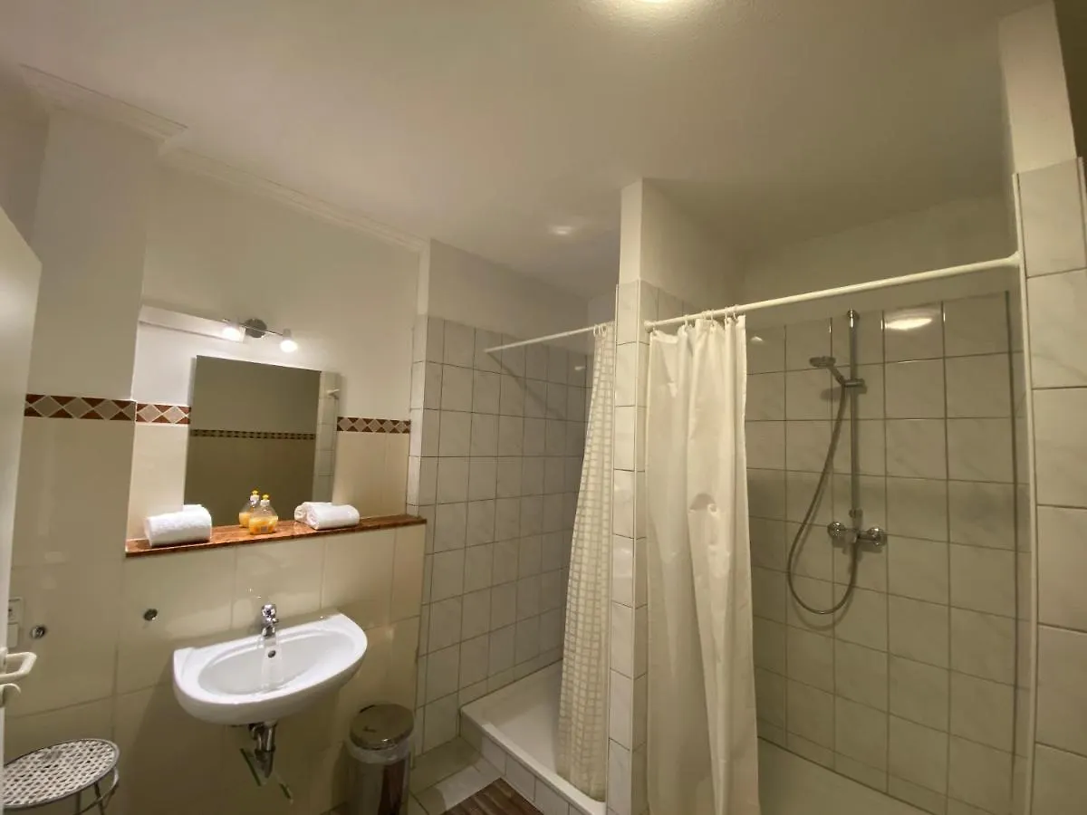 Big Space-Loft Hanovre 0*,